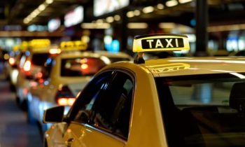 Pourquoi réserver un taxi pour vos sorties en discothèque et bar ?