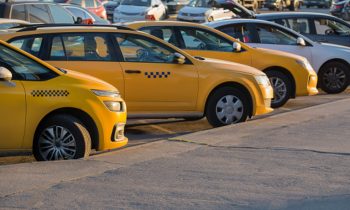 Comment puis-je obtenir une licence de taxi ?