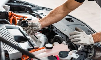 Professionnels ou pas ? Pourquoi vaut-il mieux faire sa vidange au garage